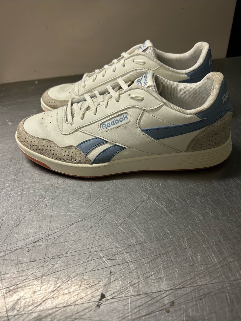 Reebok Court Size 8.5 Men